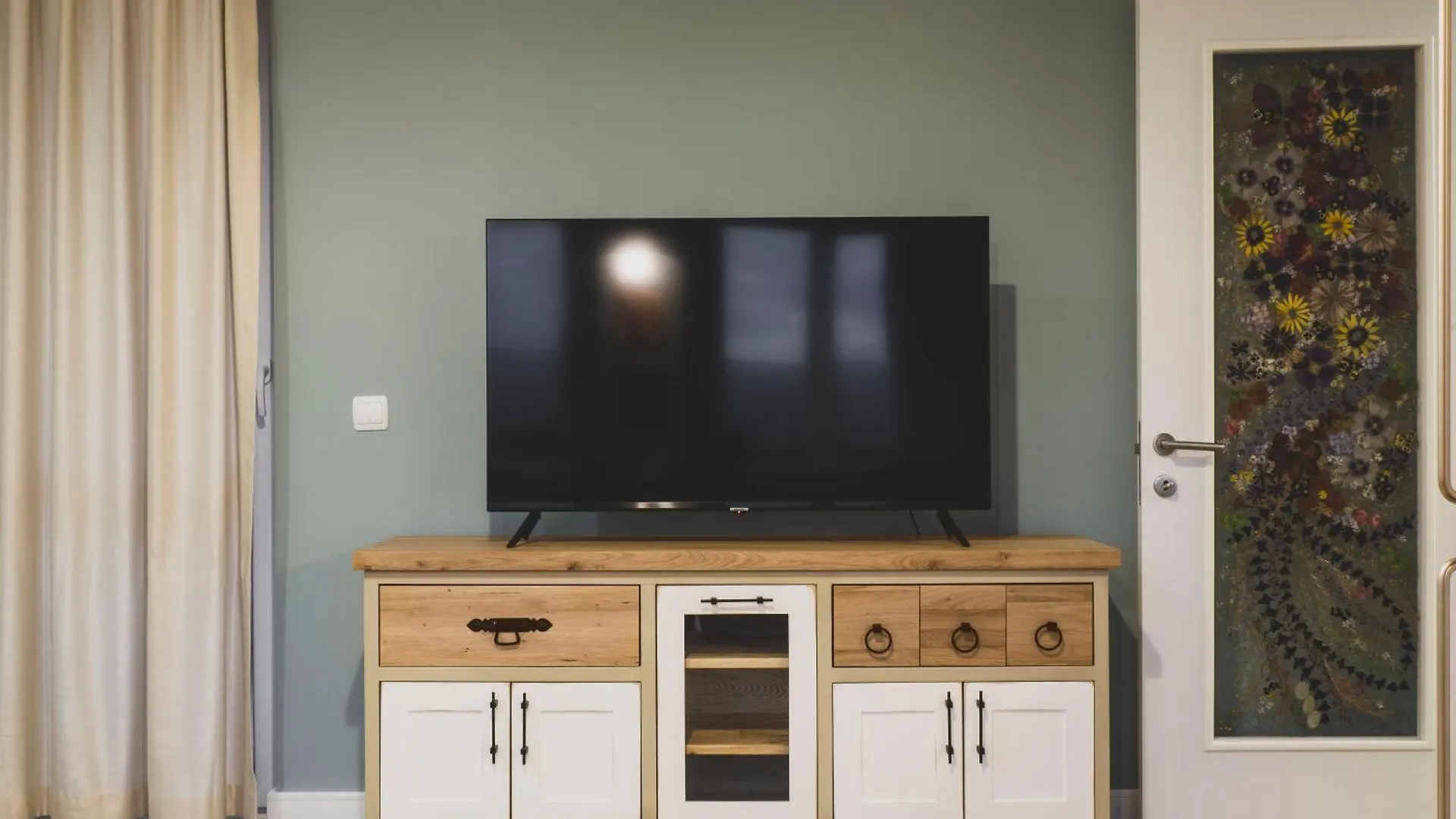דירות פלובדיב Stylish 1Bd - Free Private Garage